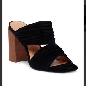 NWOB Halston Heritage Kiera mule heel